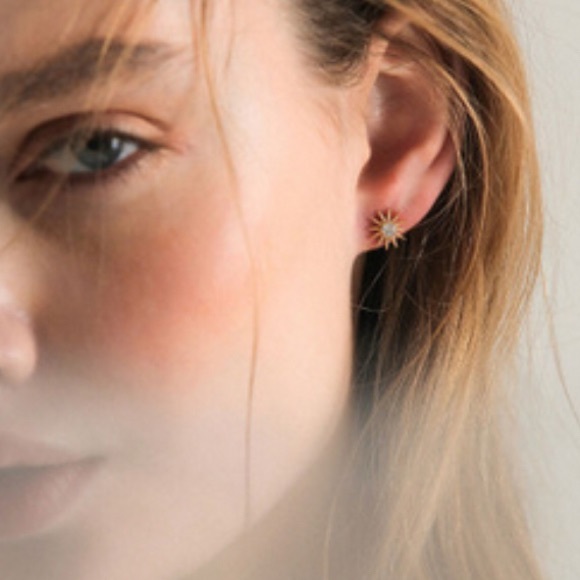 3/$30 Lily Sun and Moon Earrings - Picture 3 of 3